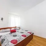 Three-bedroom In * Maslenica
