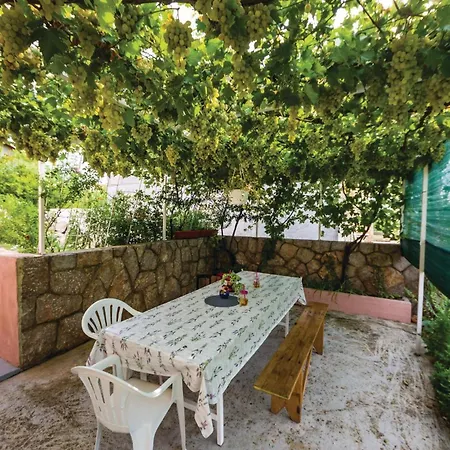شقة Three-bedroom In *