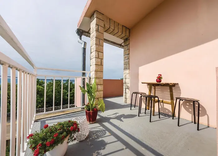 Three-bedroom In * Maslenica