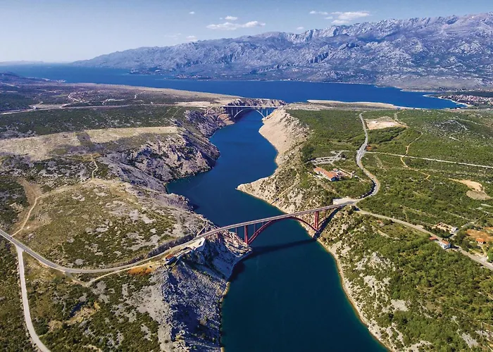 Three-bedroom In Maslenica