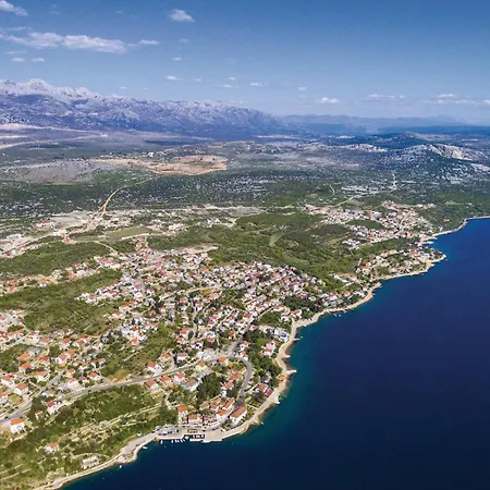 3 Bedroom Cozy In Διαμέρισμα Maslenica