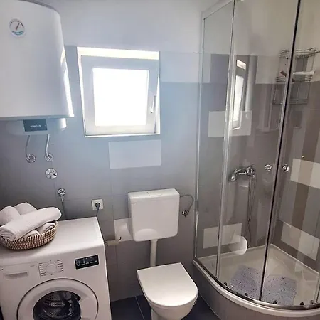 Daire Three-bedroom In *